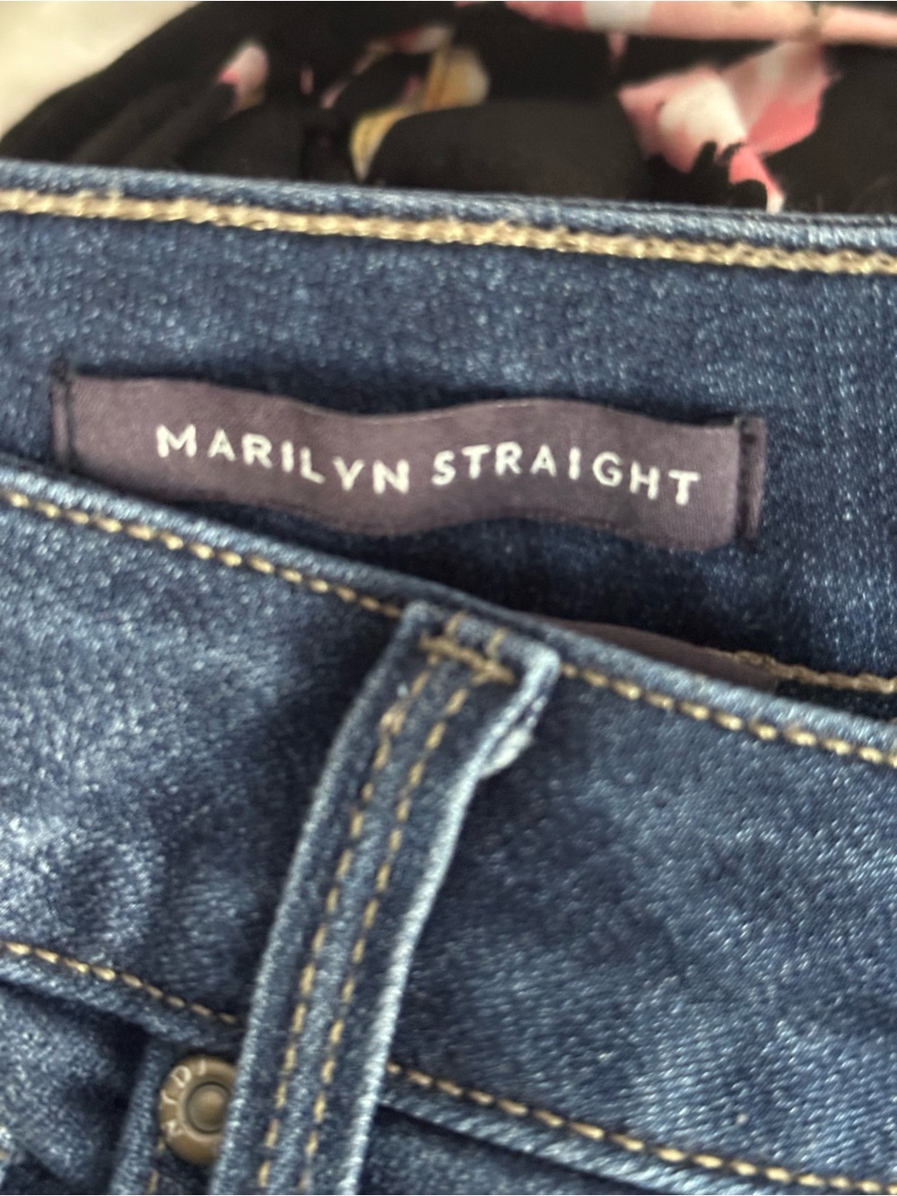 NYDJ Marilyn Straight Dark Wash Jeans. Extra Tall. Size 12 - Picture 10 of 11